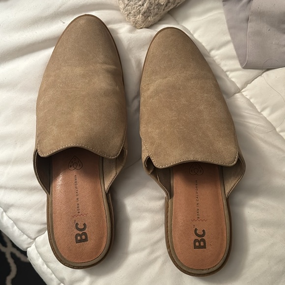 EUC! ✨ Free People Slides - Picture 2 of 3